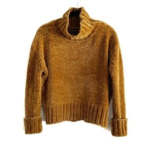 Chelsea & Theodore Gold Sweater Women Size S